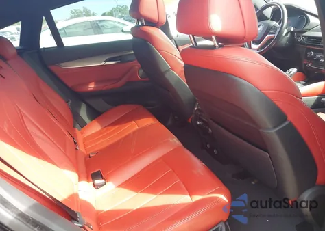 2018 BMW X6 xDrive35I z USA, uszkodzony, nr VIN 5UXKU2C53J0Z61918